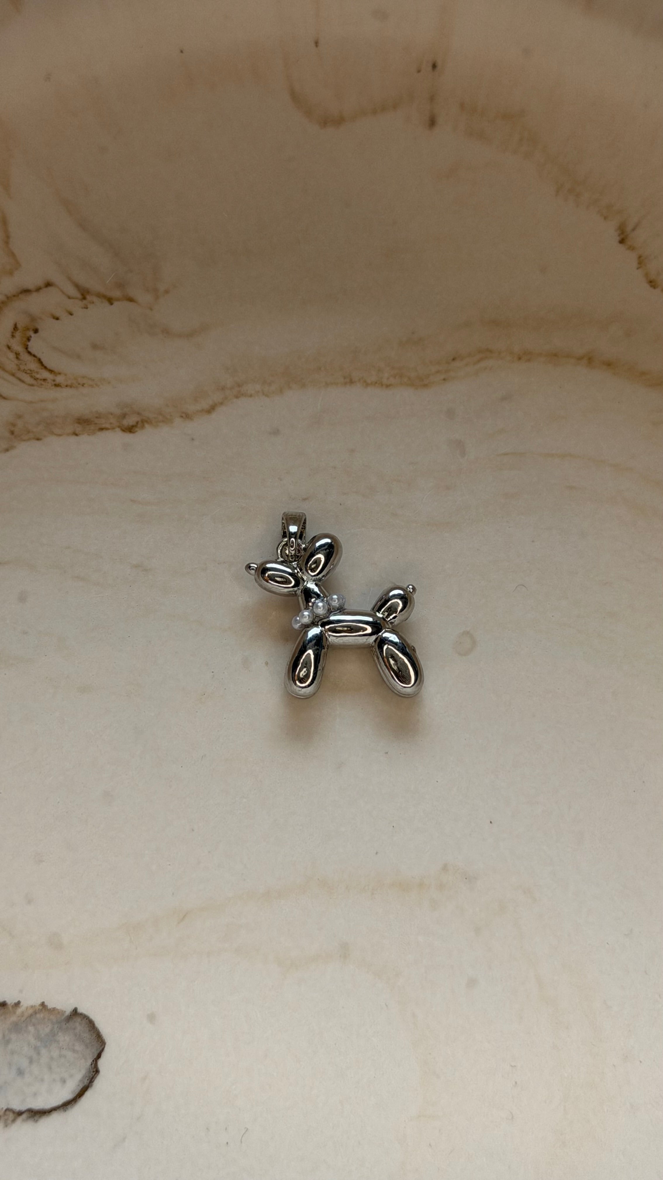Balloon Dog With Pearl Collar - Rhodium Plated