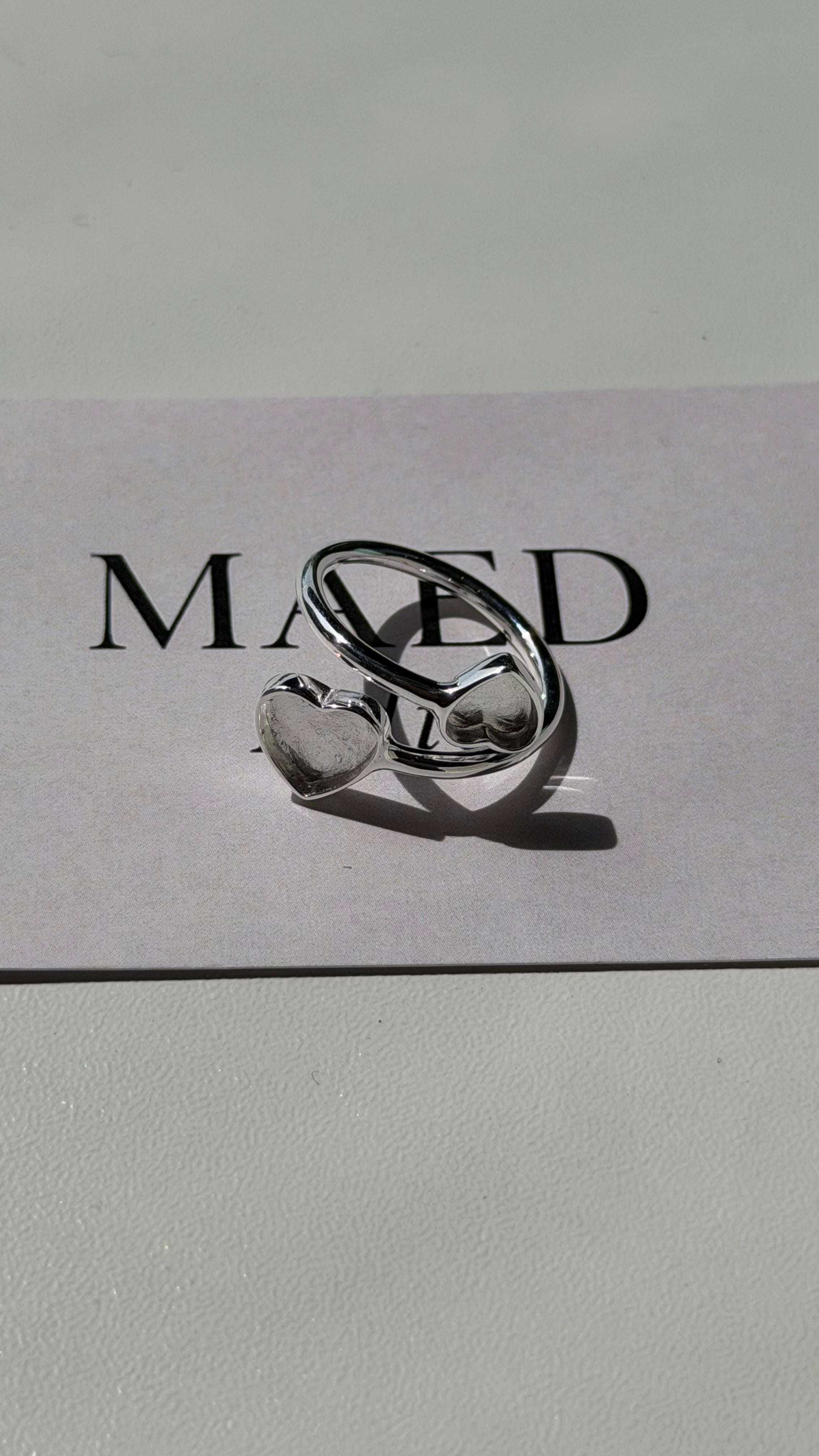 Double heart adjustable ring