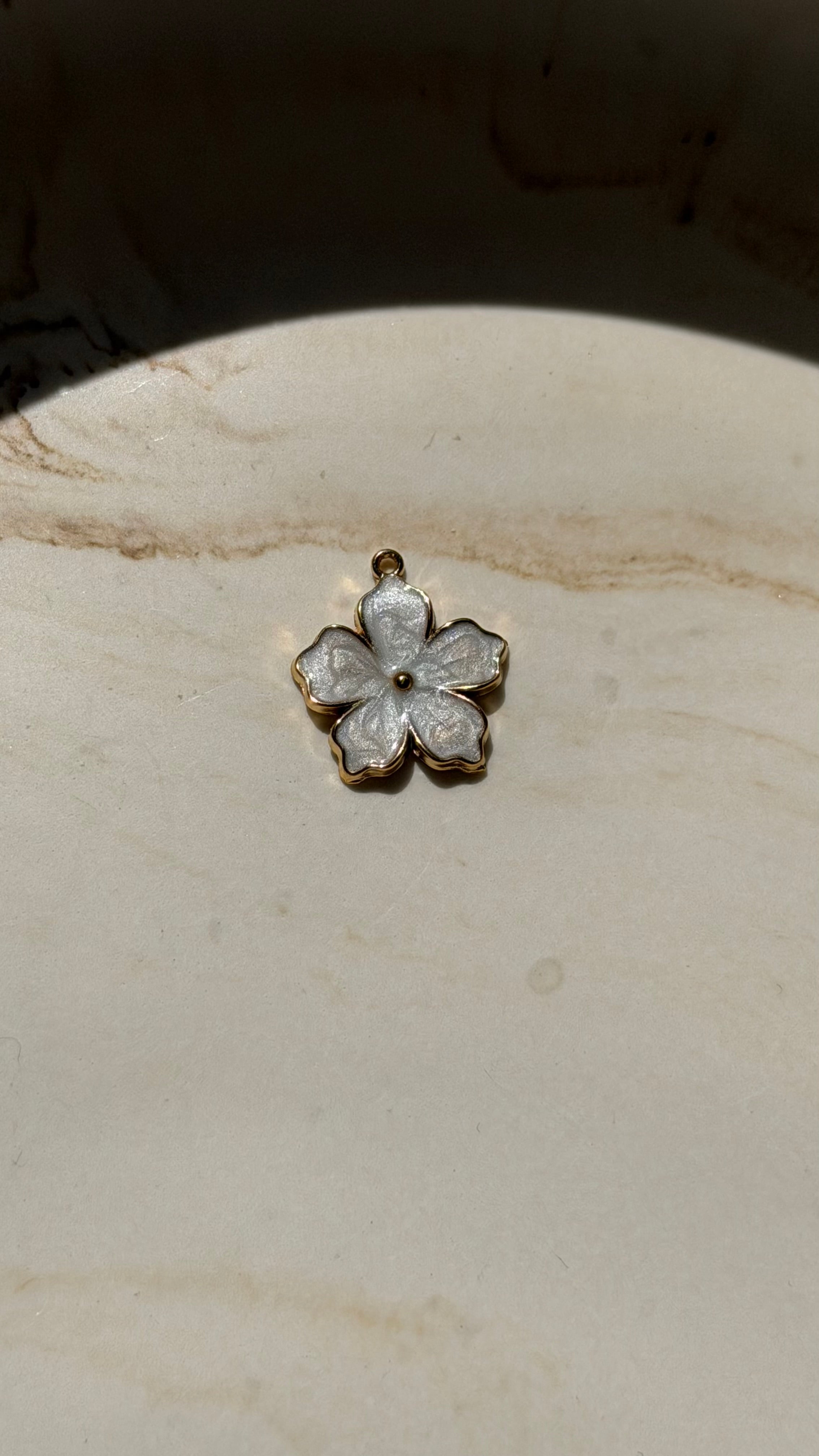 White Flower Charm – Enamel Blossom - PVD gold plated